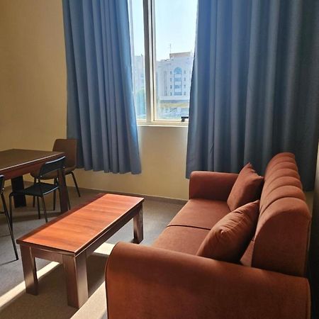 Oasis Hostel 아부다비 외부 사진