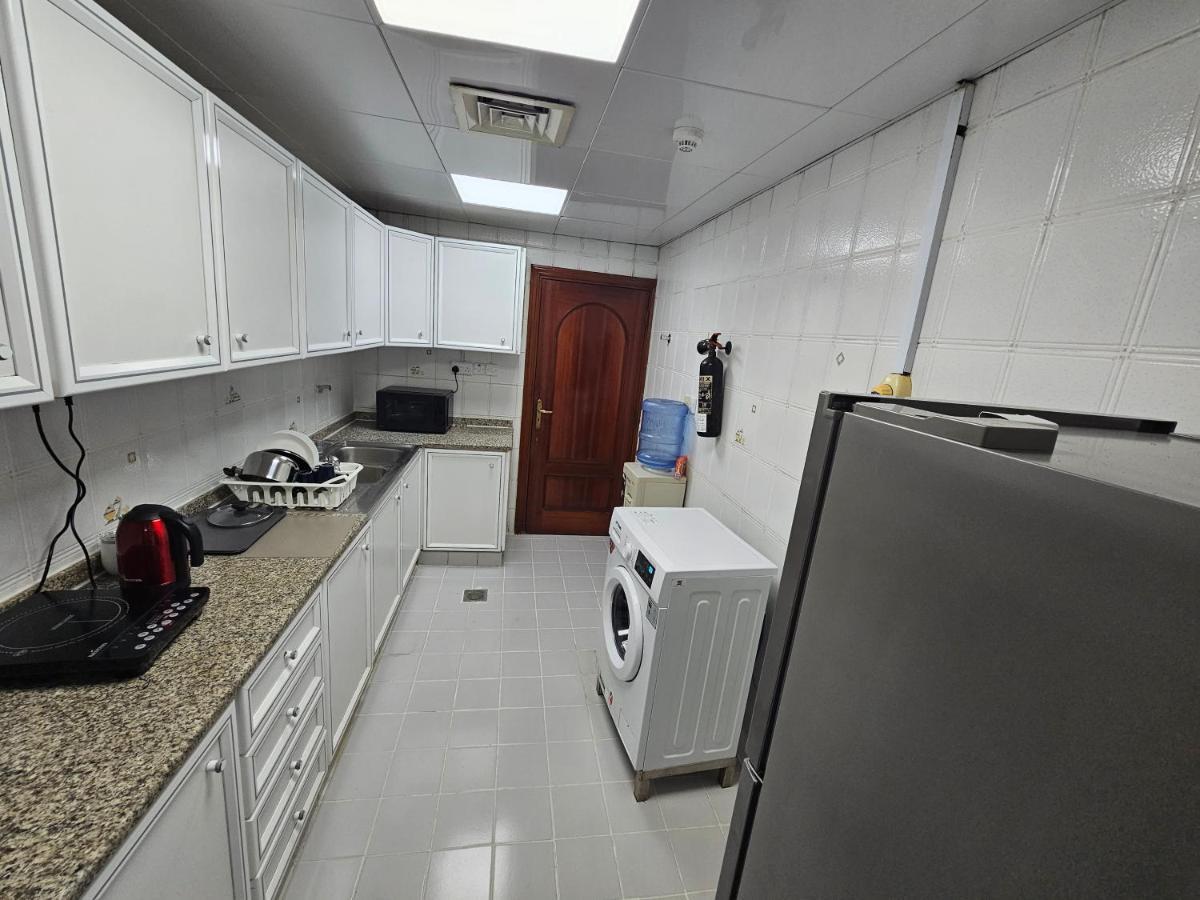 Oasis Hostel 아부다비 외부 사진