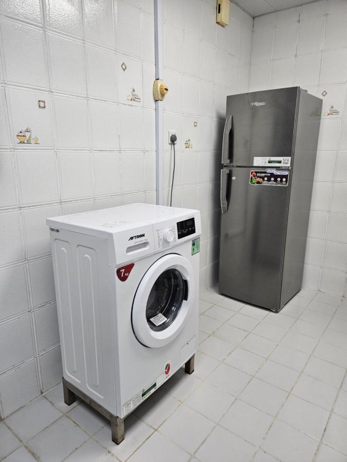 Oasis Hostel 아부다비 외부 사진